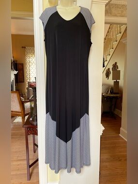 Chico’s black maxi dress with black & white stripes Sz 12